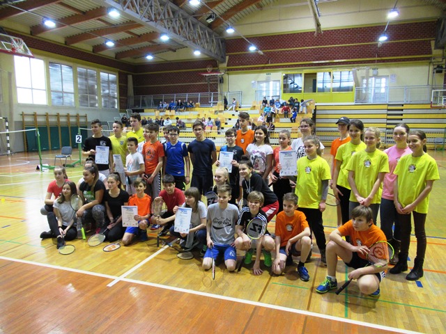 Občinsko ekipno tekmovanje v badmintonu