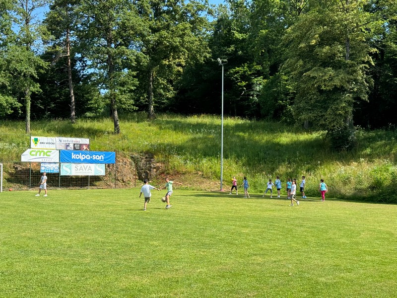 Tretješolci na športnem dnevu